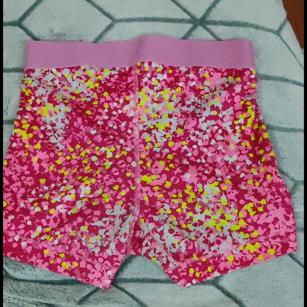 nike pros (HIGH RISE) - Picture 2 of 2